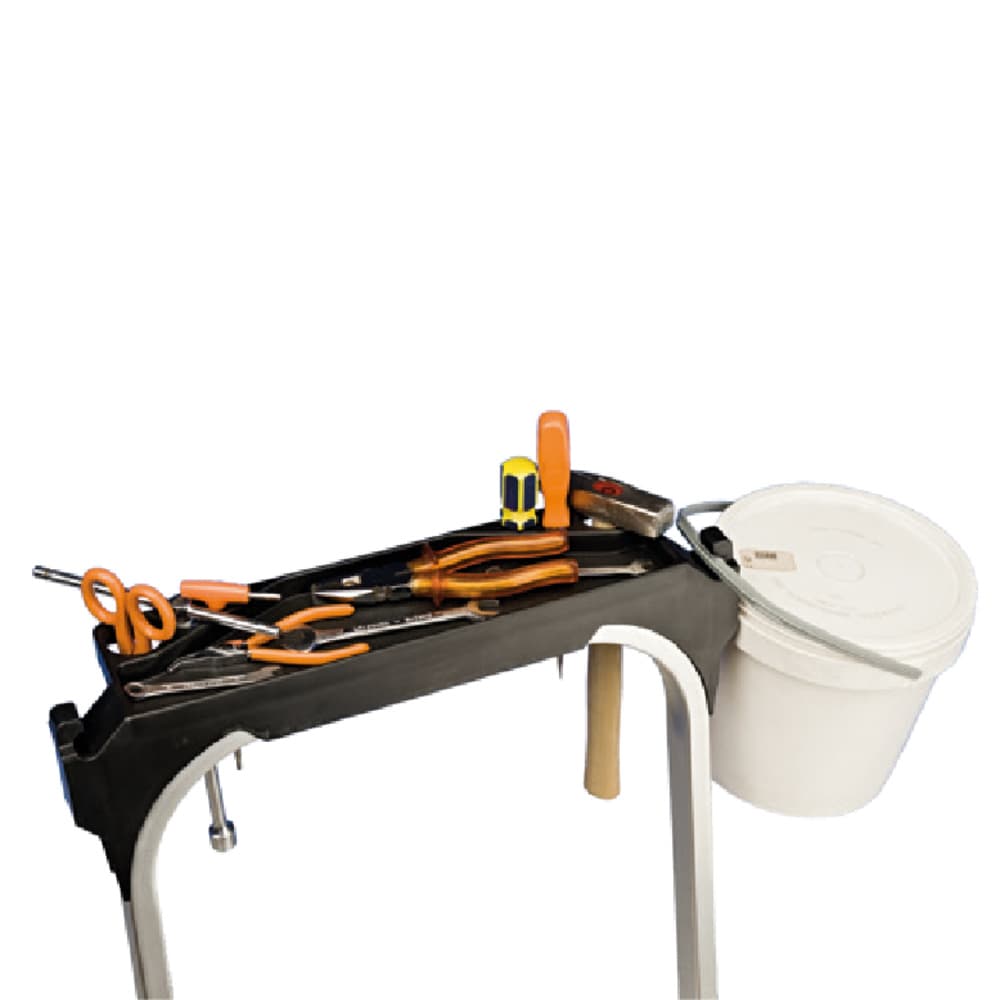 Porte-outils avec crochet porte-seau